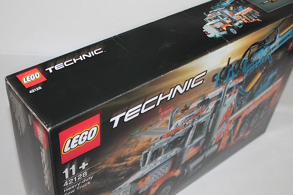 LEGO Zestaw Technic 42128 NOWY Ciężki samochód pomocy drogowej / odbiór osobisty