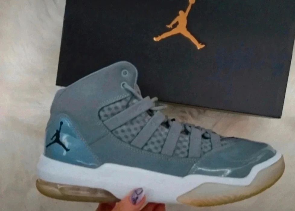 Buty koszykarskie Nike Air Jordan Max Aura rozmiar 43 męskie