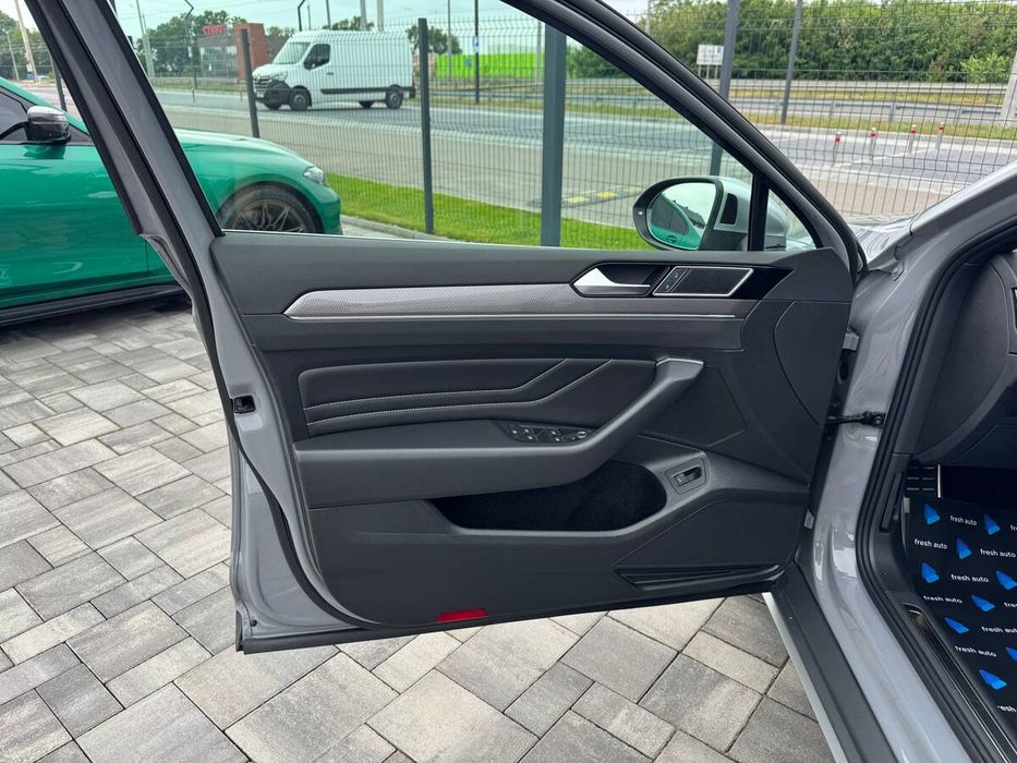 Volkswagen Passat Variant Alltrack 2023 freshauto