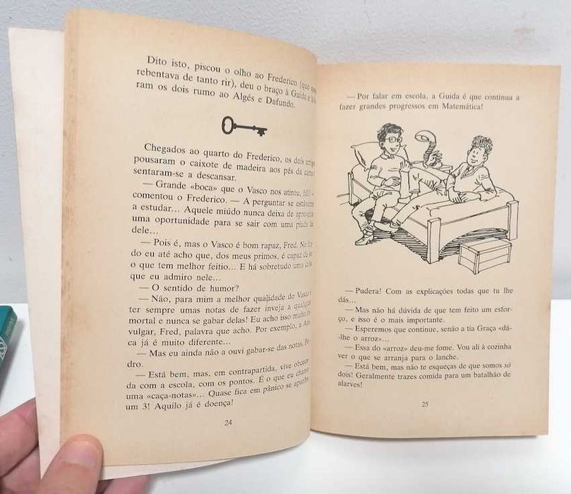 O Clube das Chaves - Põe Tudo em Pratos Limpos (N. 4)