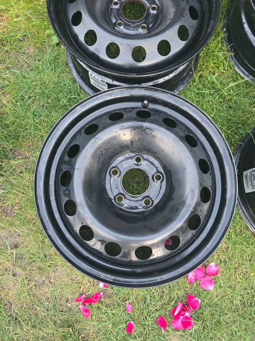 Oryginalne felgi stalowe 16' 5x110 Fiat 500x