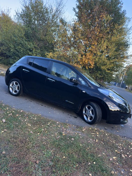Nissan Leaf 2012