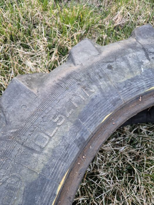 Opona do  ogrodu od Ursus c330 cała sprawna