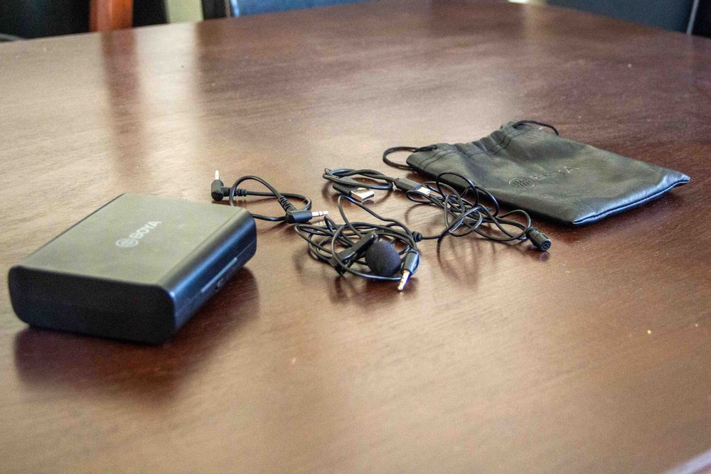 Boya XM6 S2 + Charge case