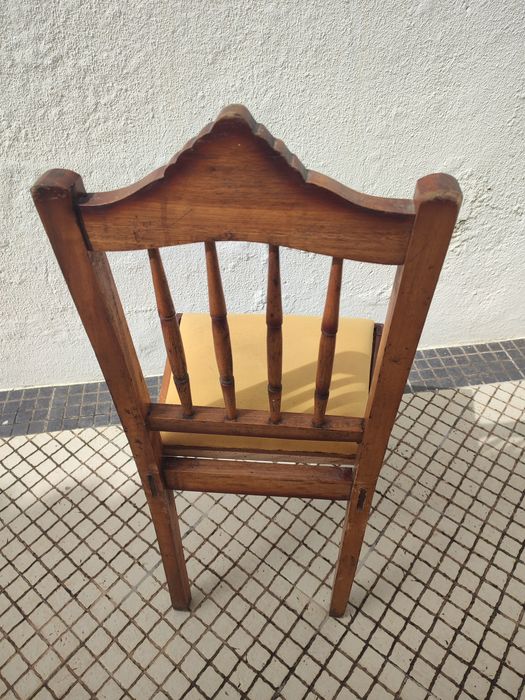 Cadeira para restaurar