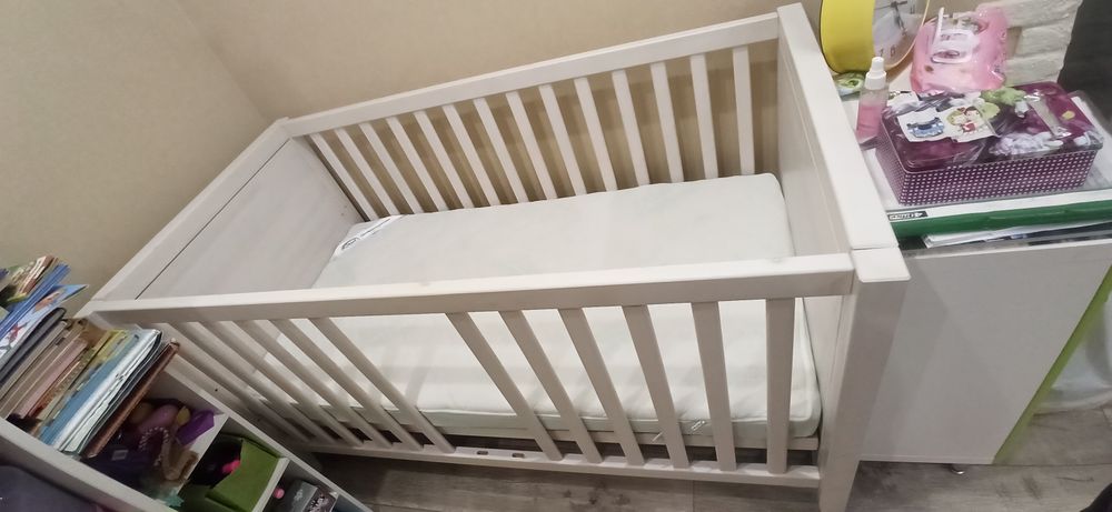 Кроватка детская