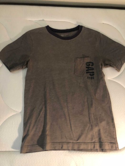 T-shirt cinzenta da GapKids