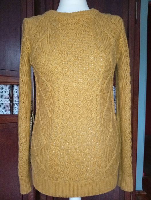 Sweter z warkoczami marki Atmosphere