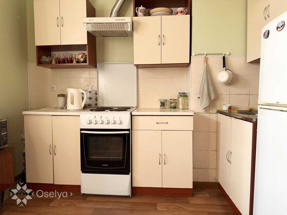 1 кімнатна квартира в Києві Дарницький Осокорки Позняки Ващенка 1