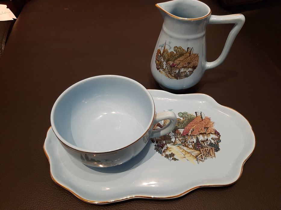 travessa Inglesa Whittaker Hanlet cerâmica Valarte leiteira chavena