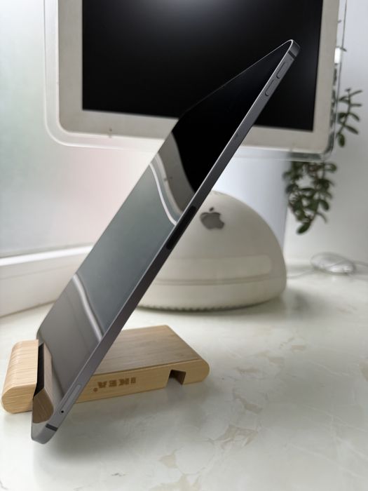 iPad Pro 11 M1 2021 256Gb Space WiFi+LTE Гарний стан, рідний АКБ 95%