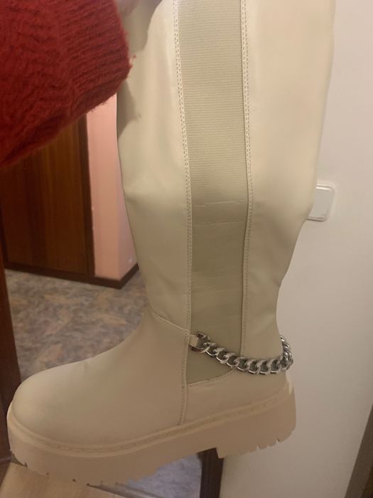 Botas cano alto bege