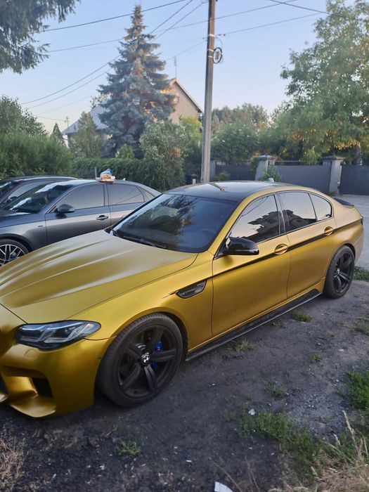 BMW 550i xDrive LCI 4.4 V8 Twin Turbo 449 KM | 109 000 km | 2015 | Kamera 360 | Wentylowane fotele