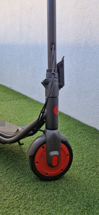 Hulajnoga elektryczna Segway nineboot