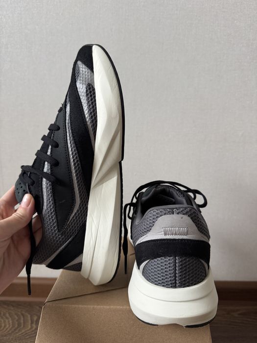 Кроссівки Adidas LIGHTSTRIDE