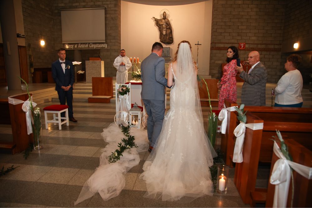 Przepiękna suknia ślubna