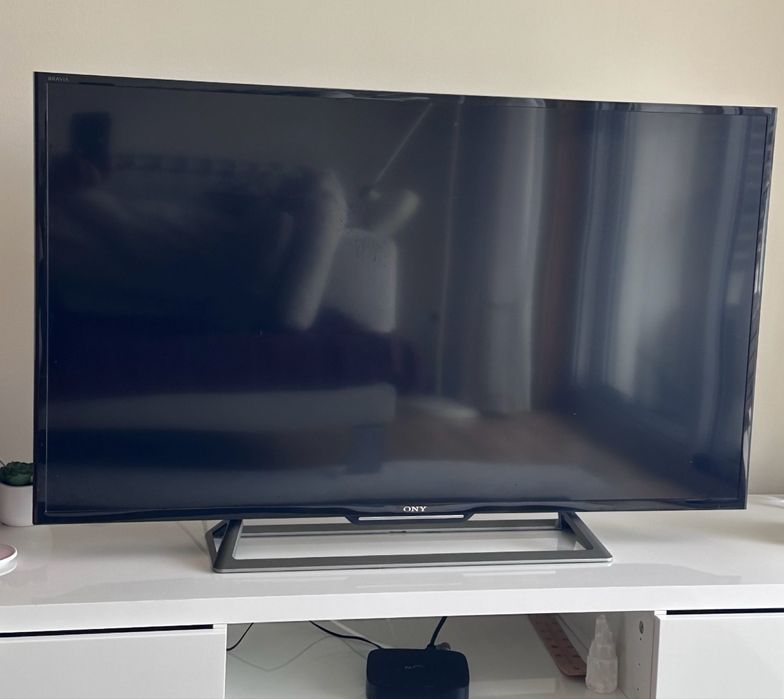 Tv sony bravia 40” (103cm)