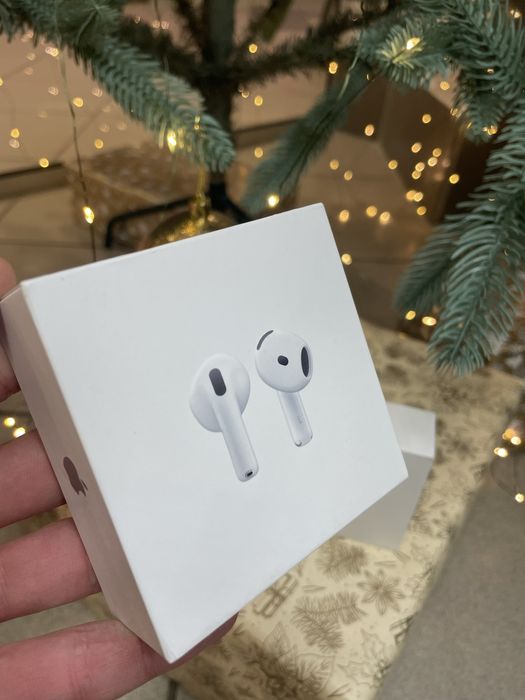 Навушники Apple AirPods 4
