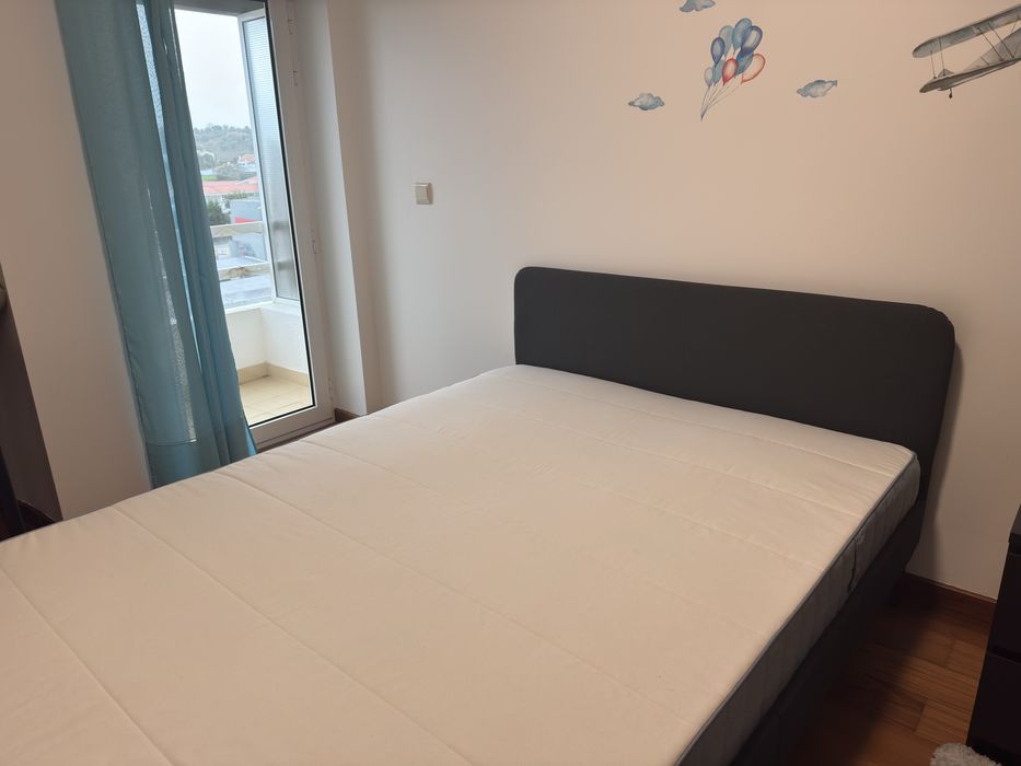 Cama e Colchão Ikea