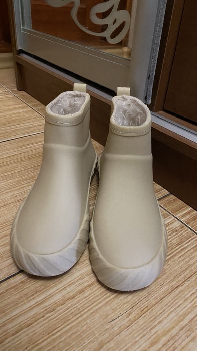Гумові чоботи(резиновые сапоги)