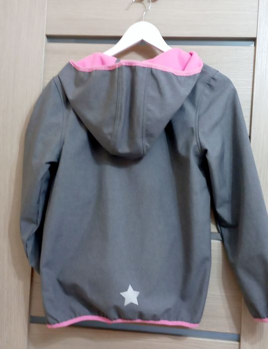 Kurtka Softshell dziewczęca roz.146/152 stan bdb-