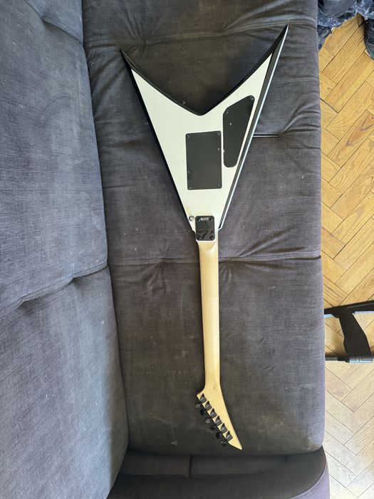 Jackson JS32 King V