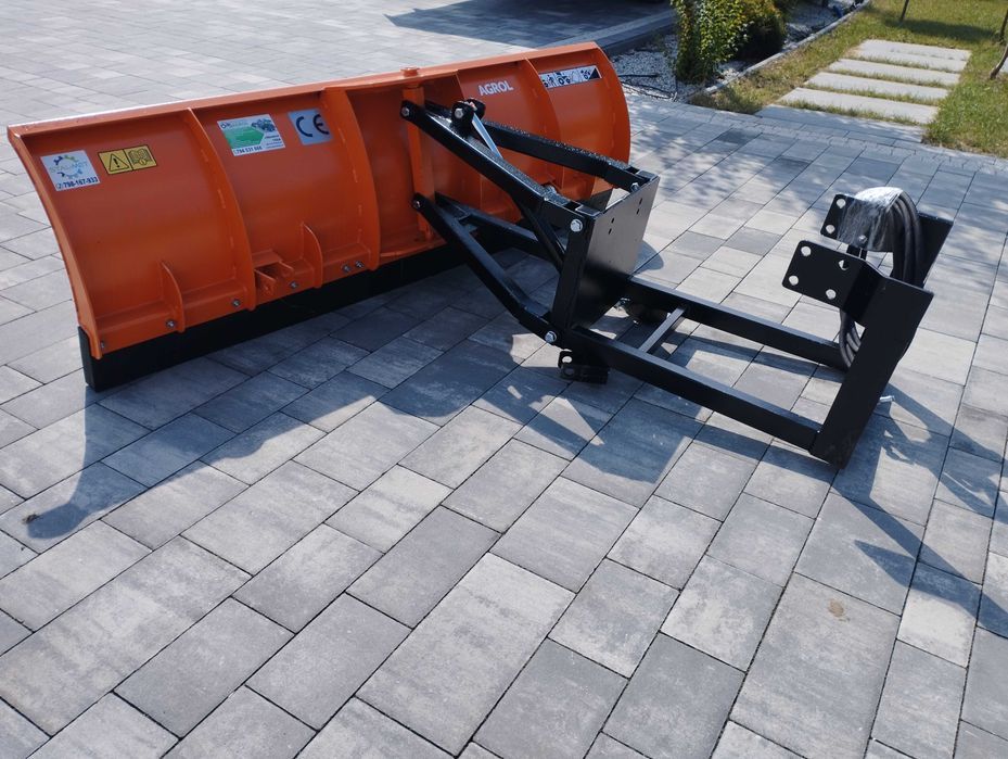 Pług do odśnieżania Ursus 200 cm wysokość 70 cm