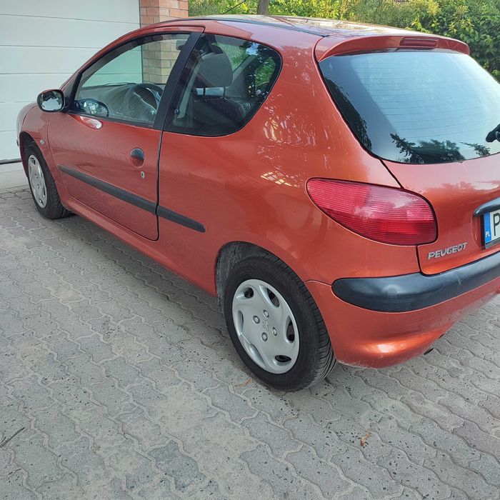 Samochód Peugeot 206 rocznik 2000