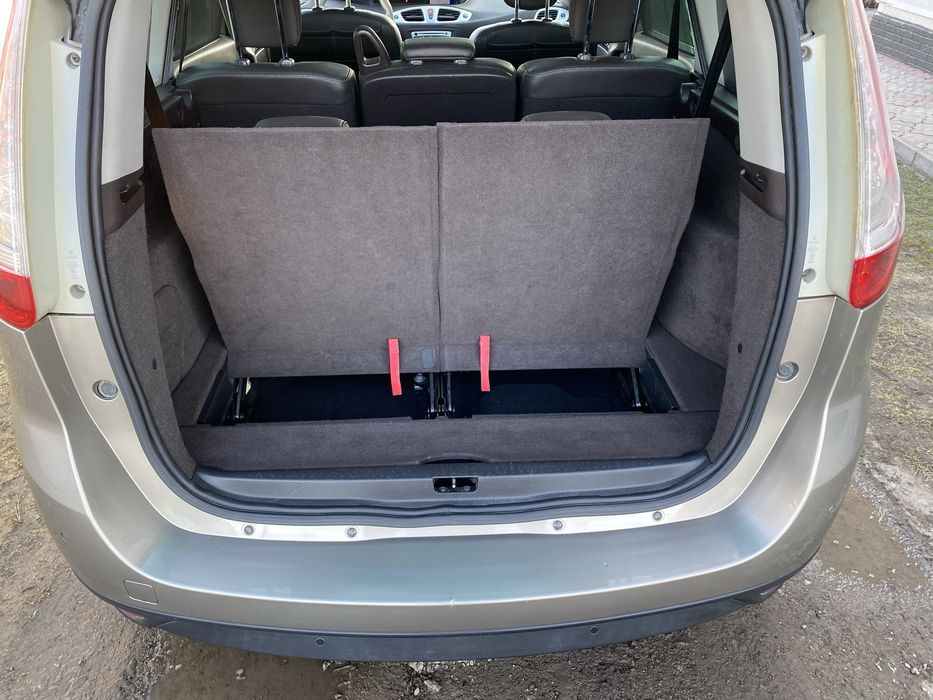 Продам гранд сценік 3 1.9 dci