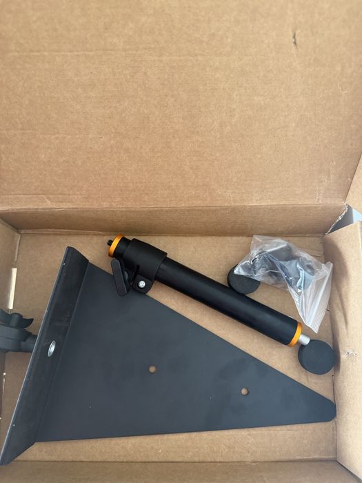 Uchwyt montażowy do ramienia mikrofonowego/kamery