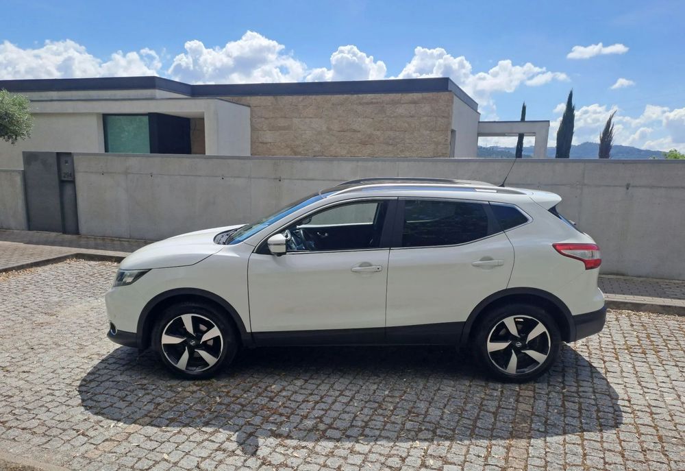 Nissan Qashqai 1.5 dCi N-Connecta 18 foto 3