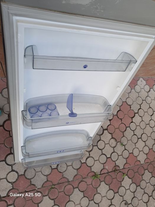 Полички в холодильник Вірпул