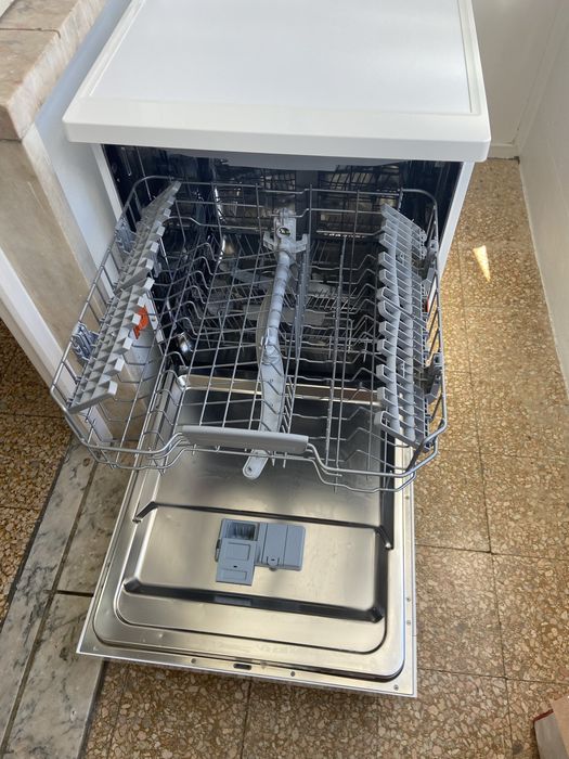 Máquina de Lavar Loiça HOTPOINT HFC 3C26 F