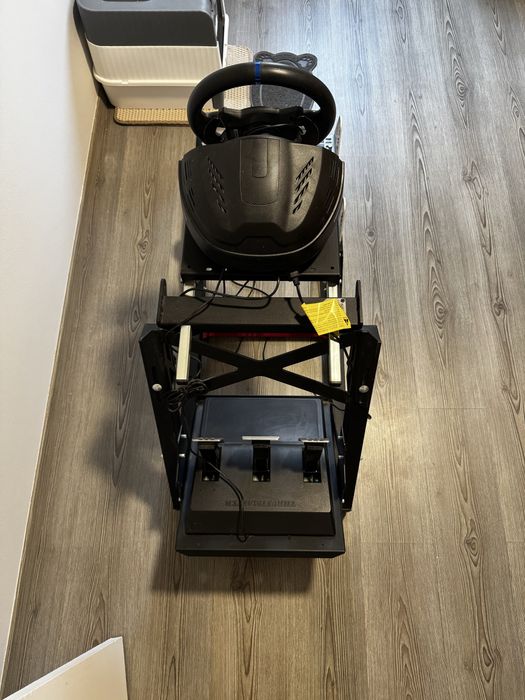 Simulador Thrustmaster