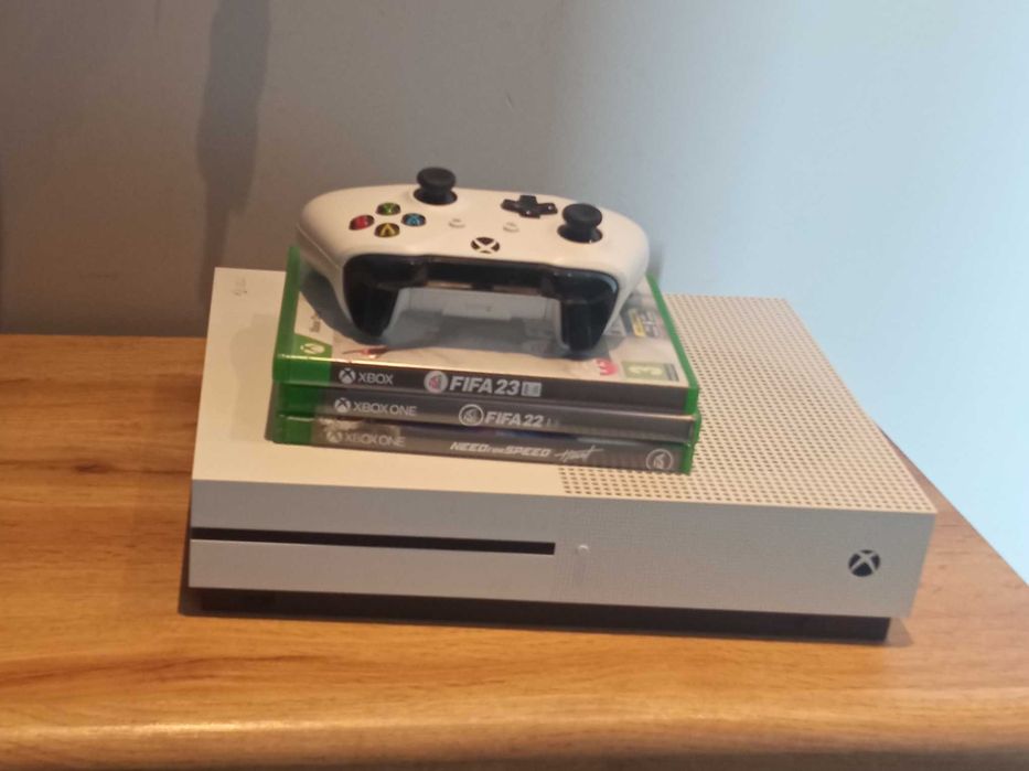 Konsola Xbox One S, pad biały, 3 gry, HDMI