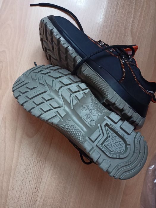 Buty Ochronne Nowe r 40
