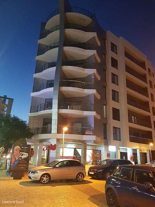 Entroncamento | Arrenda T4 em Frente à Estação Ferroviária