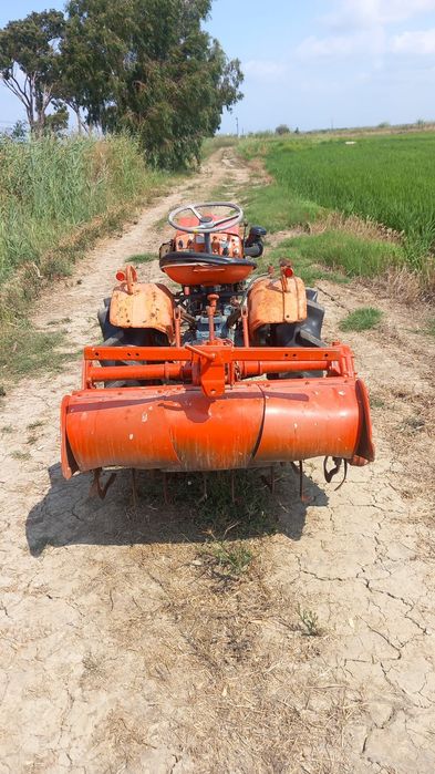Mini tratror kubota b 7000