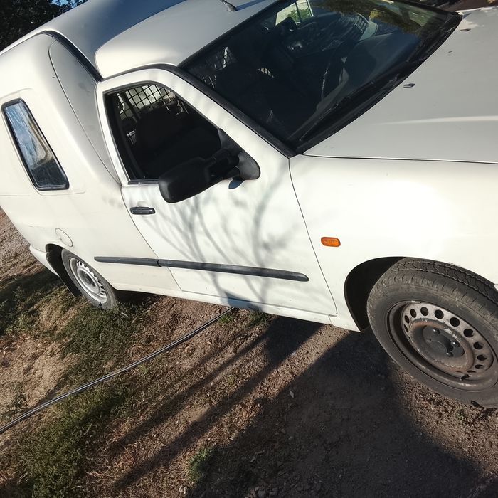 Carrinhas em bou está