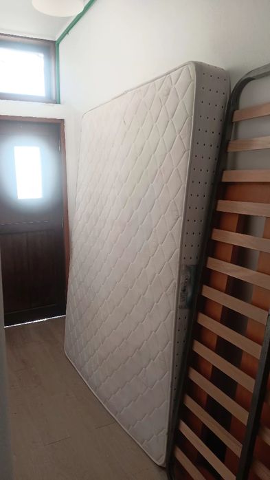 Cama casal com colchão