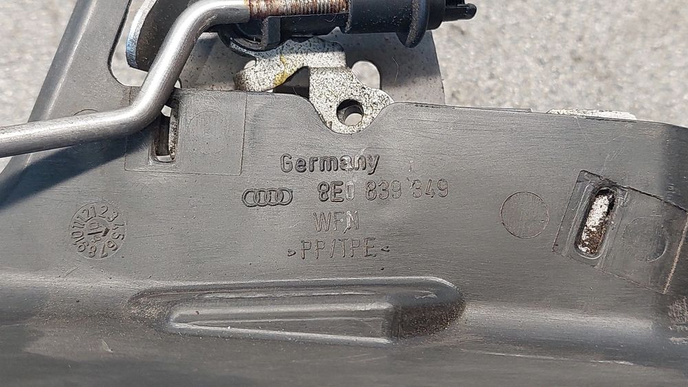 Fechadura / fecho porta trás esquerdo AUDI A4 Avant (8E5, B6)