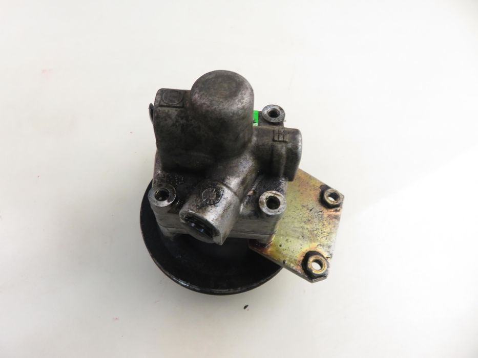 Pompa Wspomagania Audi 80 B4 2.0