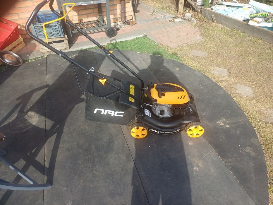 Kosiarka spalinowa nac