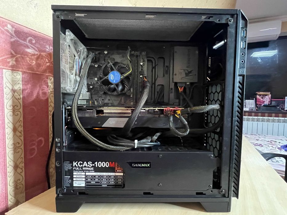 Срочно! Игровой компьютер 2080 TI ПК + Периферия