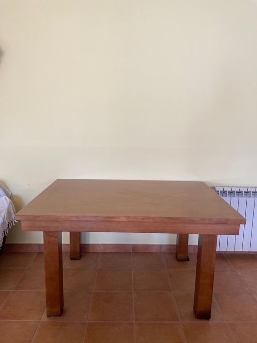 Mesa madeira maciça