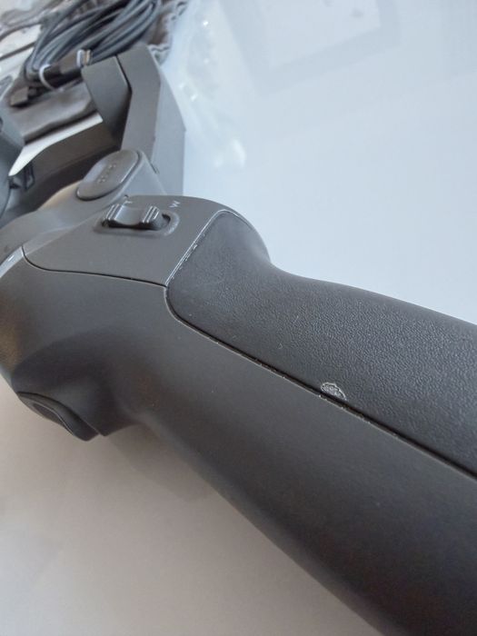 Gimbal  DJI Osmo Mobile 3 Combo + GRATIS