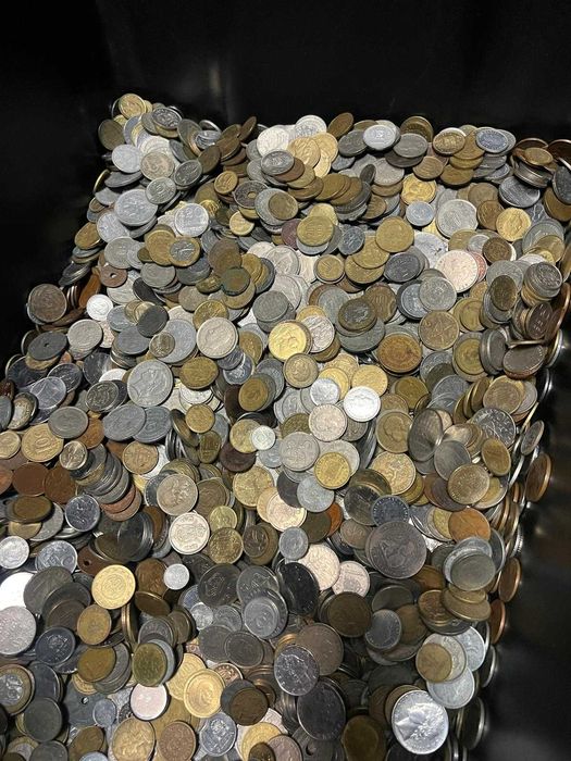 Moedas do Mundo ao Peso – 1 KG