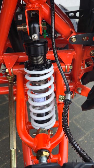 Dostawa GRATIS  w 48h !!! Asix Commander 125 cc