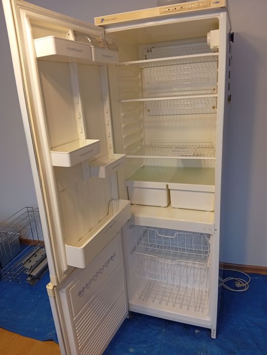 Lodówka biała sprawna