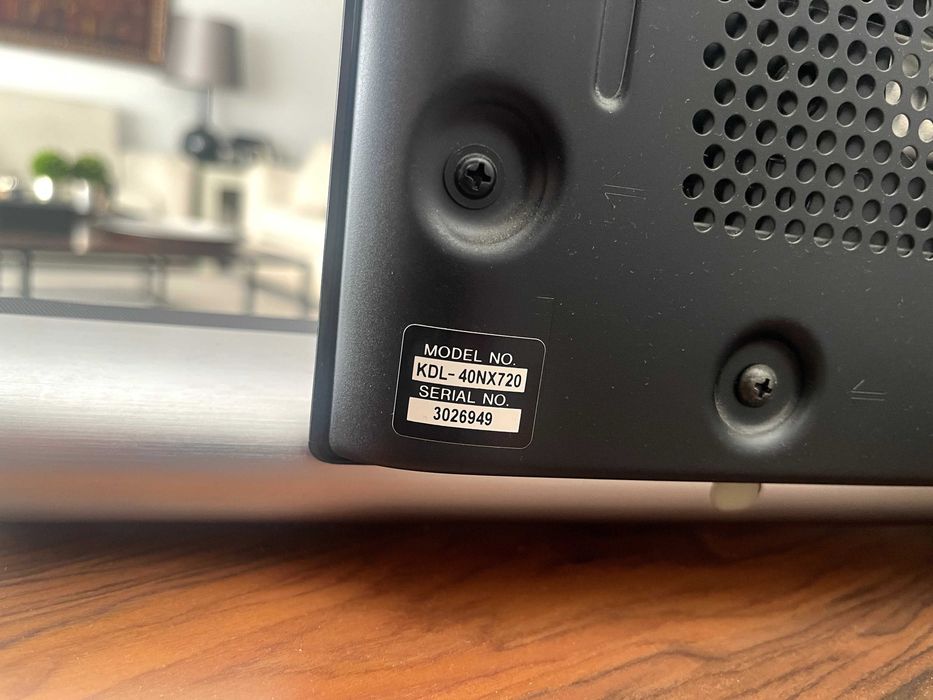 Televisão LCD Sony 40 polegadas + coluna LG